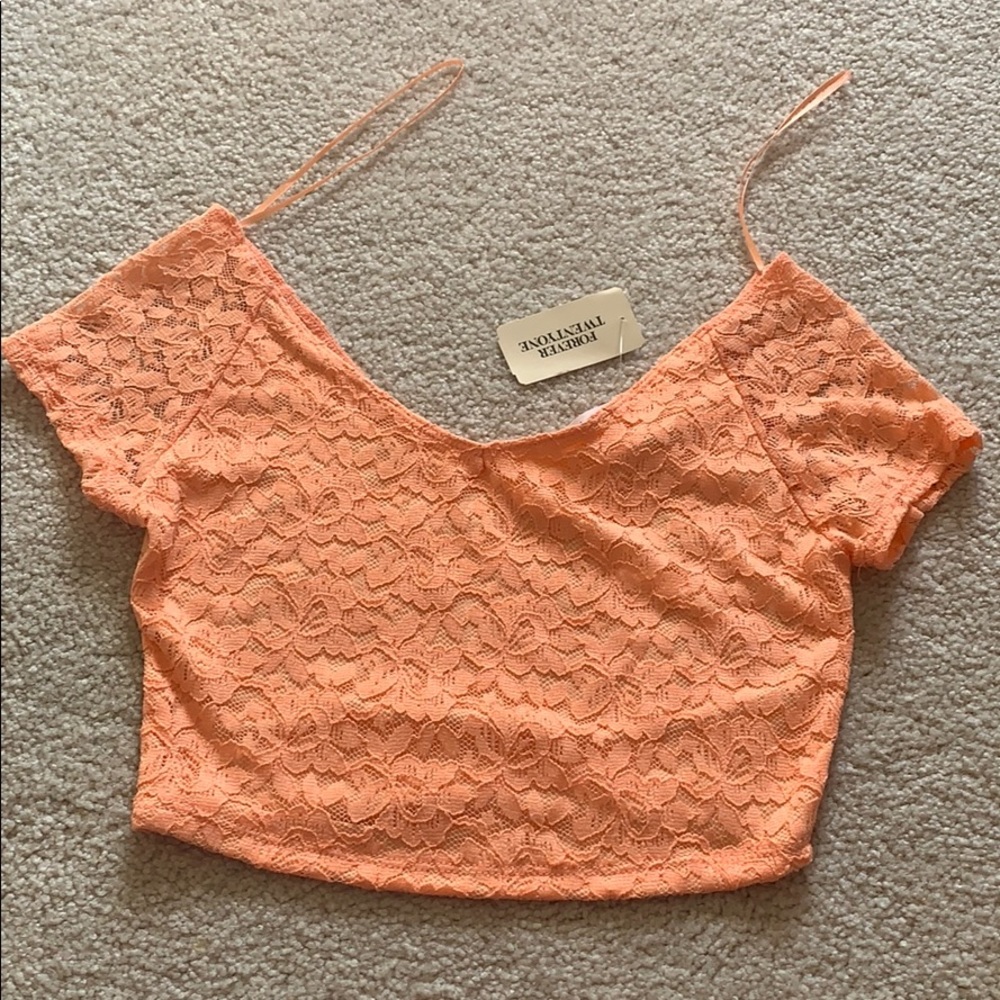 NWT  Forever21 crop top